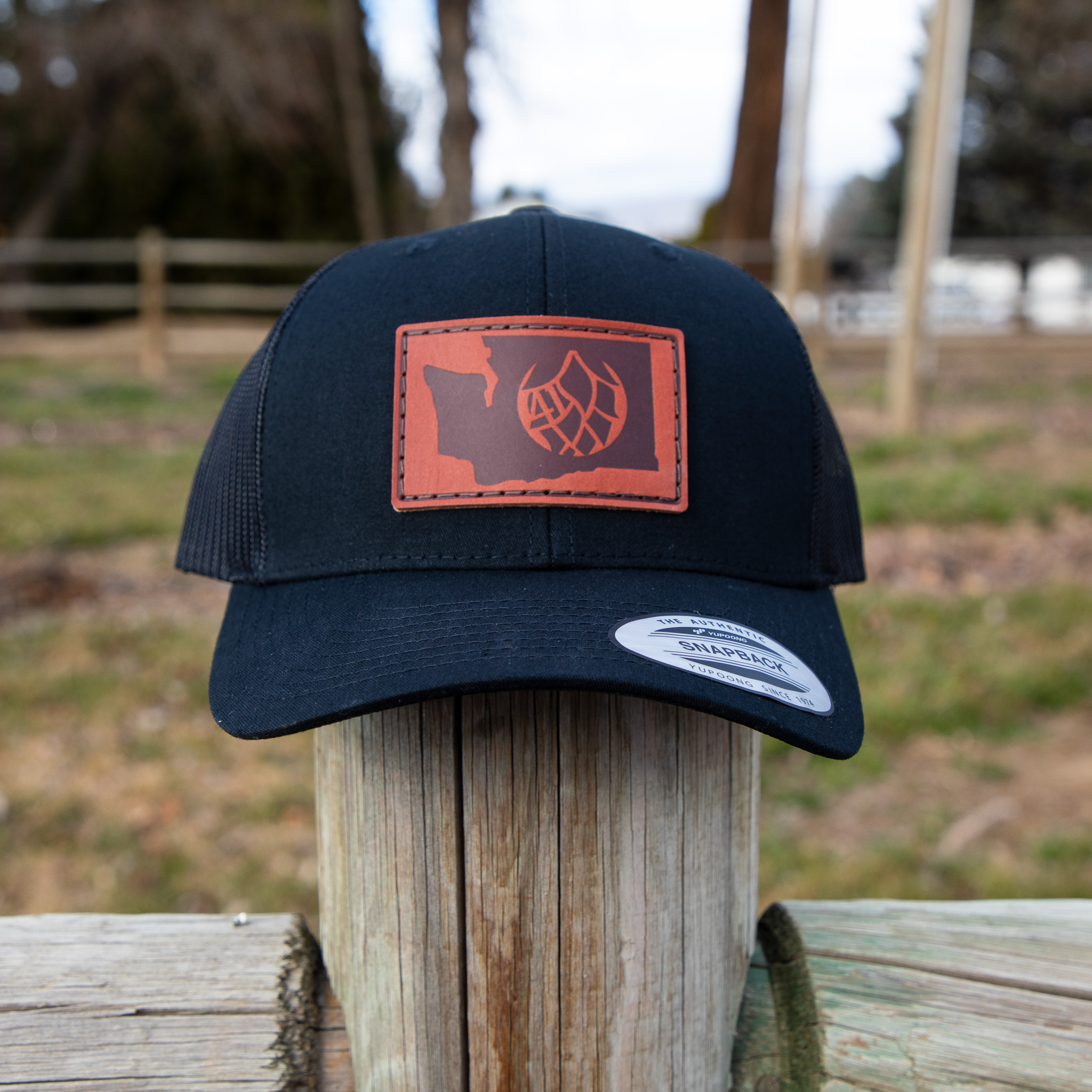 WA Logo Trucker Hat – Black