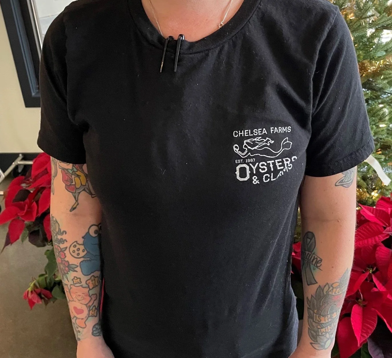 UNISEX CREW TEE BLACK OR NAVY