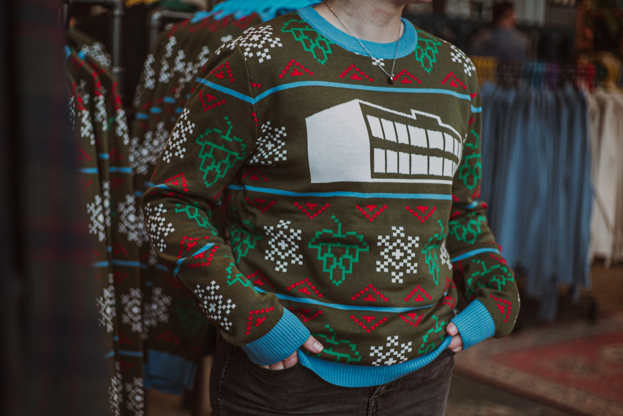 HOLIDAY SWEATER